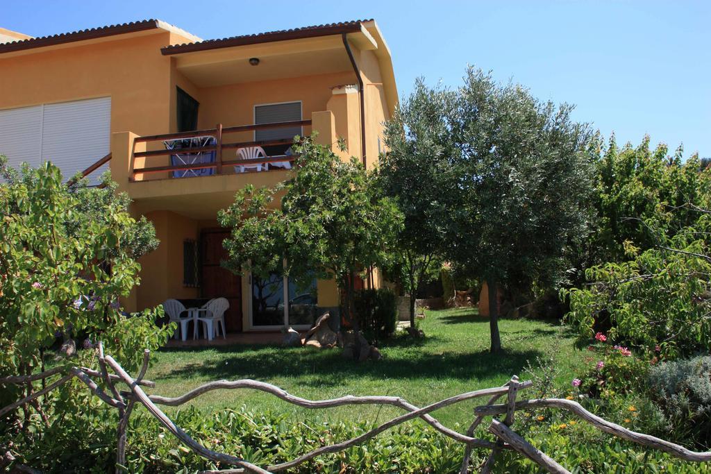Appartamenti Salusai Trinità dʼAgultu Zimmer foto